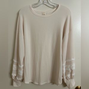 NWOT 7th Ray Cream Sweatshirt with Lace Accents